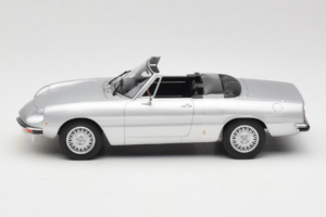 Alfa Romeo 2000 Spider Silver Norev 1:18 187884 Diecast - image 3 of 6
