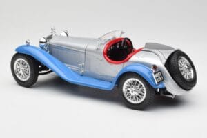 Alfa Romeo 2300 Spider Silver Blue Bburago 1:18 3008 Diecast - image 7 of 8