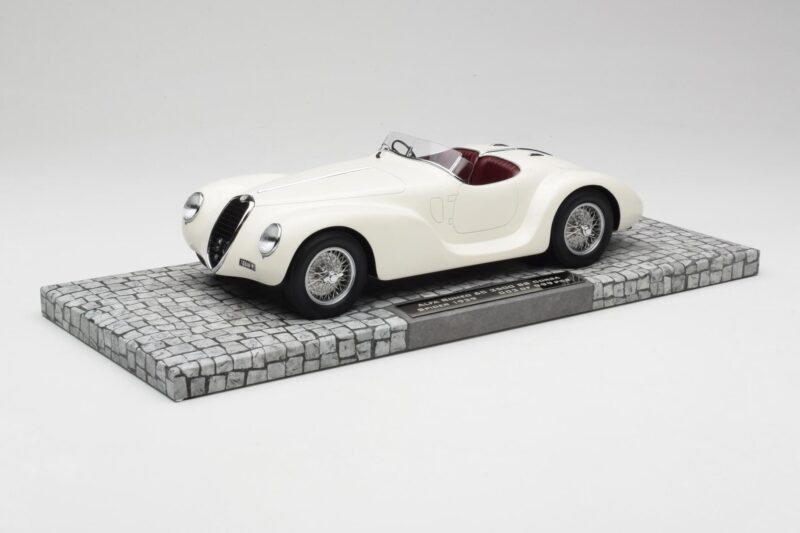 Alfa Romeo 6C 2500 SS Corsa Spider White Minichamps 1:18 107120232 Resin