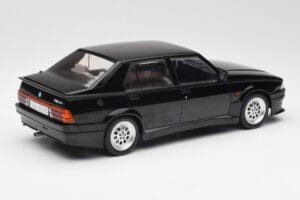 Alfa Romeo 75 Turbo Evoluzione Black MCG 1:18 MCG18429 Diecast - image 2 of 6