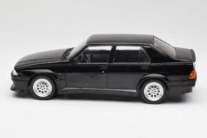 Alfa Romeo 75 Turbo Evoluzione Black MCG 1:18 MCG18429 Diecast - image 3 of 6