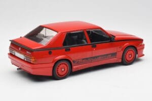 Alfa Romeo 75 Turbo Evoluzione Red MCG 1:18 MCG18428 Diecast - image 2 of 6