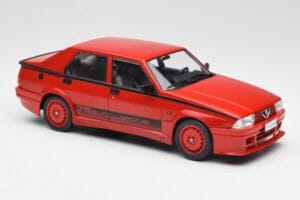Alfa Romeo 75 Turbo Evoluzione Red MCG 1:18 MCG18428 Diecast - image 4 of 6