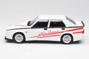 Alfa Romeo 75 Turbo Evoluzione White MCG 1:18 MCG18430 Diecast - image 3 of 6