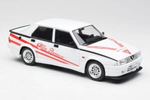 Alfa Romeo 75 Turbo Evoluzione White MCG 1:18 MCG18430 Diecast - image 4 of 6