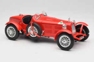 Alfa Romeo 8C 2300 Monza Red Bburago 1:18 3014 Diecast - image 4 of 6