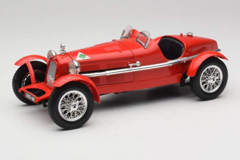 Alfa Romeo 8C 2300 Monza Red Bburago 1:18 3014 Diecast