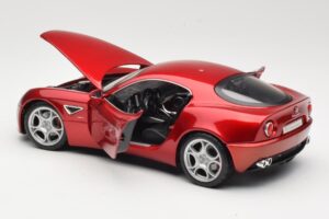 Alfa Romeo 8C Competizione Red Bburago 1:18 18-11021 Diecast - image 5 of 8