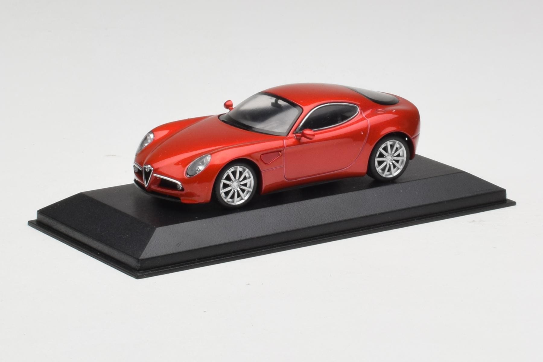 ☆LS☆アルファロメオ 8C Competizione 1/43 Minichamps Alfa Romeo 8C Competizione 1:43 Red