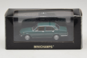 Alfa Romeo Alfetta 1.8 Green Minichamps 1:43 400120204 Diecast - image 4 of 4