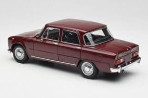 Alfa Romeo Giulia 1300 Dark Red Minichamps 1:18 180120906 Diecast - image 7 of 8
