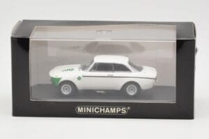 Alfa Romeo Giulia 1300 GTA Junior White Minichamps 1:43 400120601 Diecast - image 3 of 3