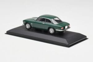 Alfa Romeo Giulia GTA 1300 Junior Green Minichamps 1:43 ALFA010 Diecast - image 3 of 4