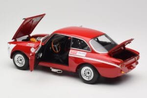 Alfa Romeo GTA 1300 Junior #33 T. Hezemans / G. van Lennep Hezemans Jarama 1972 Minichamps 1:18 100721233 Diecast - image 5 of 8