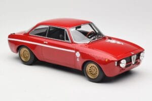 Alfa Romeo GTA 1300 Junior Red Minichamps 1:18 155120020 Diecast - image 4 of 6