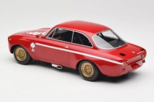 Alfa Romeo GTA 1300 Junior Red Minichamps 1:18 155120020 Diecast - image 5 of 6