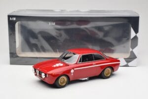 Alfa Romeo GTA 1300 Junior Red Minichamps 1:18 155120020 Diecast - image 6 of 6
