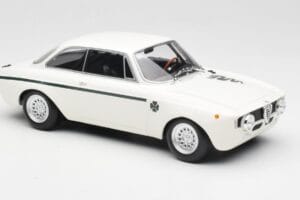 Alfa Romeo GTA 1300 Junior White Minichamps 1:18 155120021 Diecast - image 4 of 6