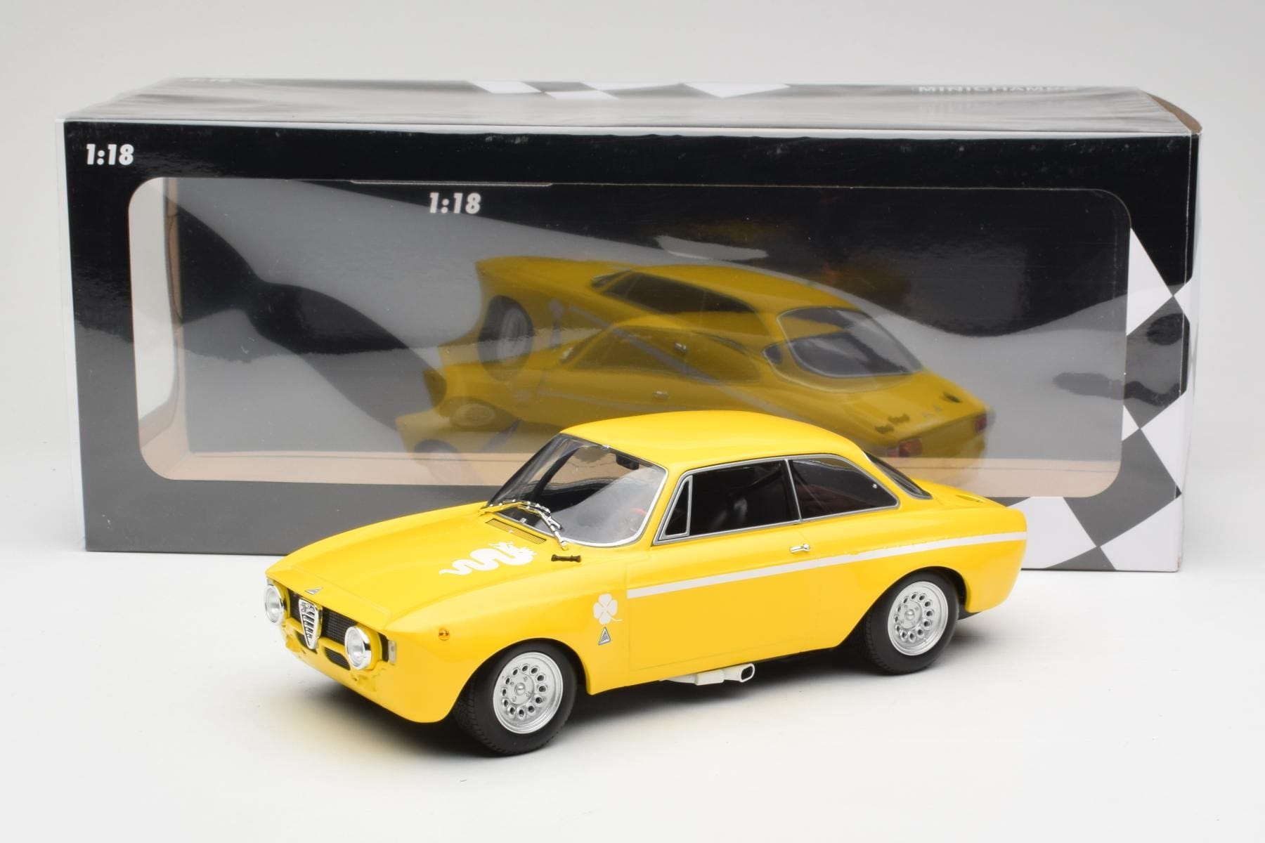 Minichamps Alfa Romeo GTA 1300 Junior 1:18 Diecast