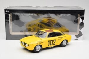 Alfa Romeo GTA 1300 #102 Squadra Corse R. Zanetti / M. Ruspa / Monzeglio Targa Florio 1971 Minichamps 1:18 155711202 Diecast - image 6 of 6