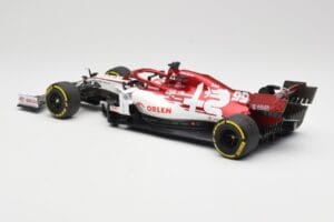 Alfa Romeo Racing C39 #99 A. Giovinazzi Austrian GP 2020 Minichamps 1:18 110200199 Diecast - image 5 of 6