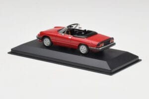 Alfa Romeo Spider 2000 Alfa Red Minichamps 1:43 436120760 Diecast - image 3 of 4