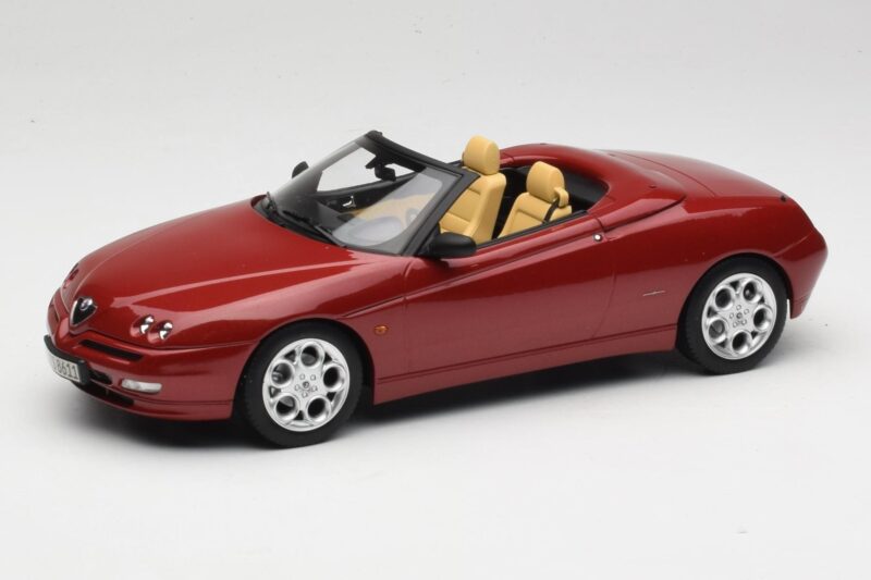 Alfa Romeo Spider 916 Proteo Red Metallic Norev 1:18