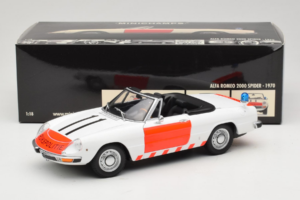 Alfa Romeo Spider Rijkspolitie Minichamps 1:18 180120994 Diecast - image 8 of 8