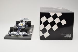 AlphaTauri AT03 #10 P. Gasly Bahrain GP 2022 Minichamps 1:18 117220110 Diecast - image 6 of 6