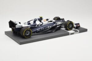 AlphaTauri AT03 #22 Y. Tsunoda Bahrain GP 2022 Minichamps 1:18 117220122 Diecast - image 3 of 6