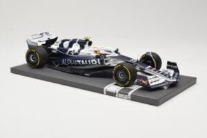 AlphaTauri AT03 #22 Y. Tsunoda Bahrain GP 2022 Minichamps 1:18 117220122 Diecast - image 4 of 6
