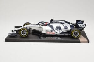 AlphaTauri Honda AT01 #26 D. Kvyat Italian GP 2020 Minichamps 1:18 117200826 Diecast