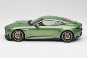 Aston Martin DB12 Green GT Spirit 1:18 GT466 Resin - image 3 of 5