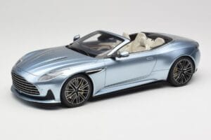 Aston Martin DB12 Volante Caribbean Blue Pearl GT Spirit 1:18 GT479 Resin