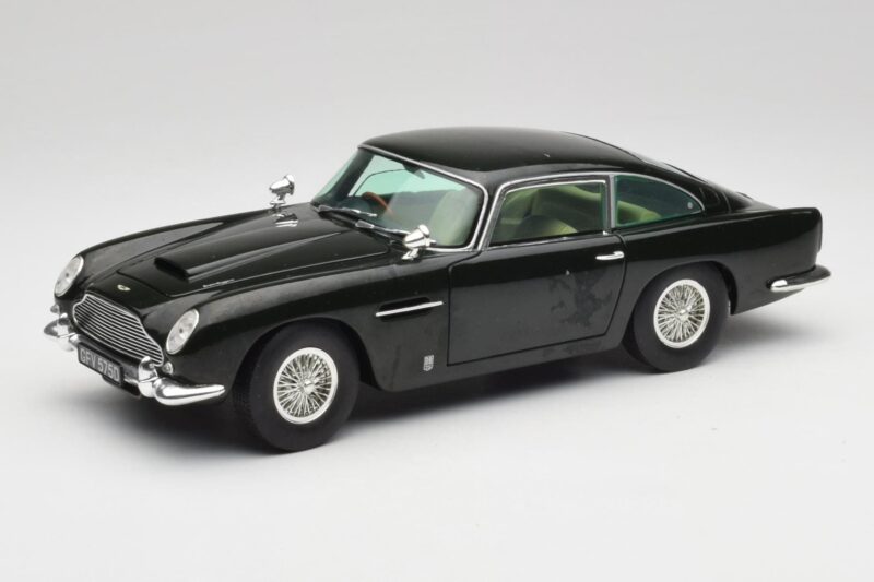 Aston Martin DB5 California Sage Chrono 1:18 H1001 Diecast