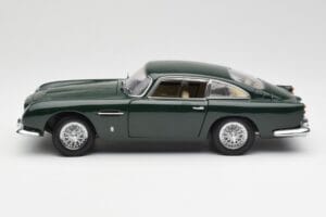 Aston Martin DB5 RHD Green AUTOart 1:18 70024 Diecast - image 4 of 8