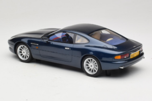 Aston Martin DB7 Mendip Blue Cult Models 1:18 CML187-3 Resin - image 5 of 6