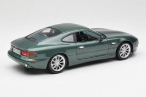 Aston Martin DB7 Vantage Green Maisto 1:18 36880 Diecast - image 3 of 8