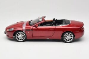 Aston Martin DB9 Volante Red Solido 1:18 8163 Diecast - image 4 of 8