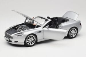 Aston Martin DB9 Volante Silver Minichamps 1:18 150137334 Diecast - image 2 of 8
