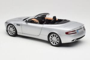Aston Martin DB9 Volante Silver Minichamps 1:18 150137334 Diecast - image 7 of 8