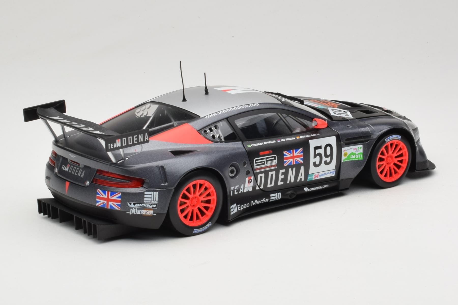 Solido Aston Martin DBR9 #59 Le Mans 2006 1:18