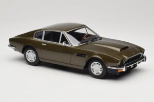 Aston Martin DBS Olive Green CMR 1:18 CMR003 Diecast - image 4 of 6