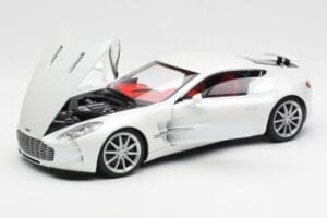 Aston Martin One-77 Morning Frost White AUTOart 1:18 70244 Diecast - image 2 of 8