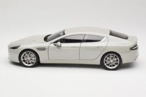 Aston Martin Rapide S Silver Fox AUTOart 1:18 70258 Diecast - image 4 of 8