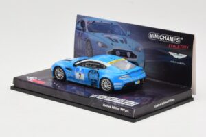 Aston Martin V12 Vantage #7 U. Bez / Porritt / R. Meaden / Mathai 24 Hours Nurburgring 2009 Minichamps 1:43 437091307 Diecast - image 3 of 4