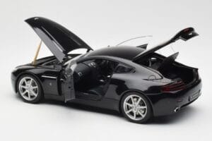 Aston Martin V8 Vantage Onyx Black AUTOart 1:18 70202 Diecast - image 5 of 8