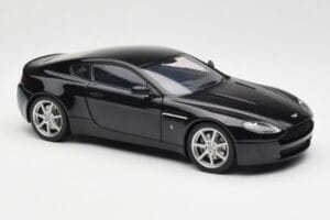 Aston Martin V8 Vantage Onyx Black AUTOart 1:18 70202 Diecast - image 6 of 8