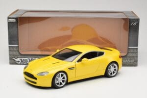 Aston Martin V8 Vantage Yellow Hot Wheels 1:18 G7159 Diecast - image 8 of 8