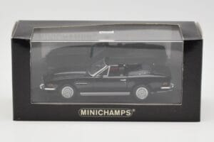 Aston Martin V8 Volante Black Minichamps 1:43 400137730 Diecast - image 4 of 4